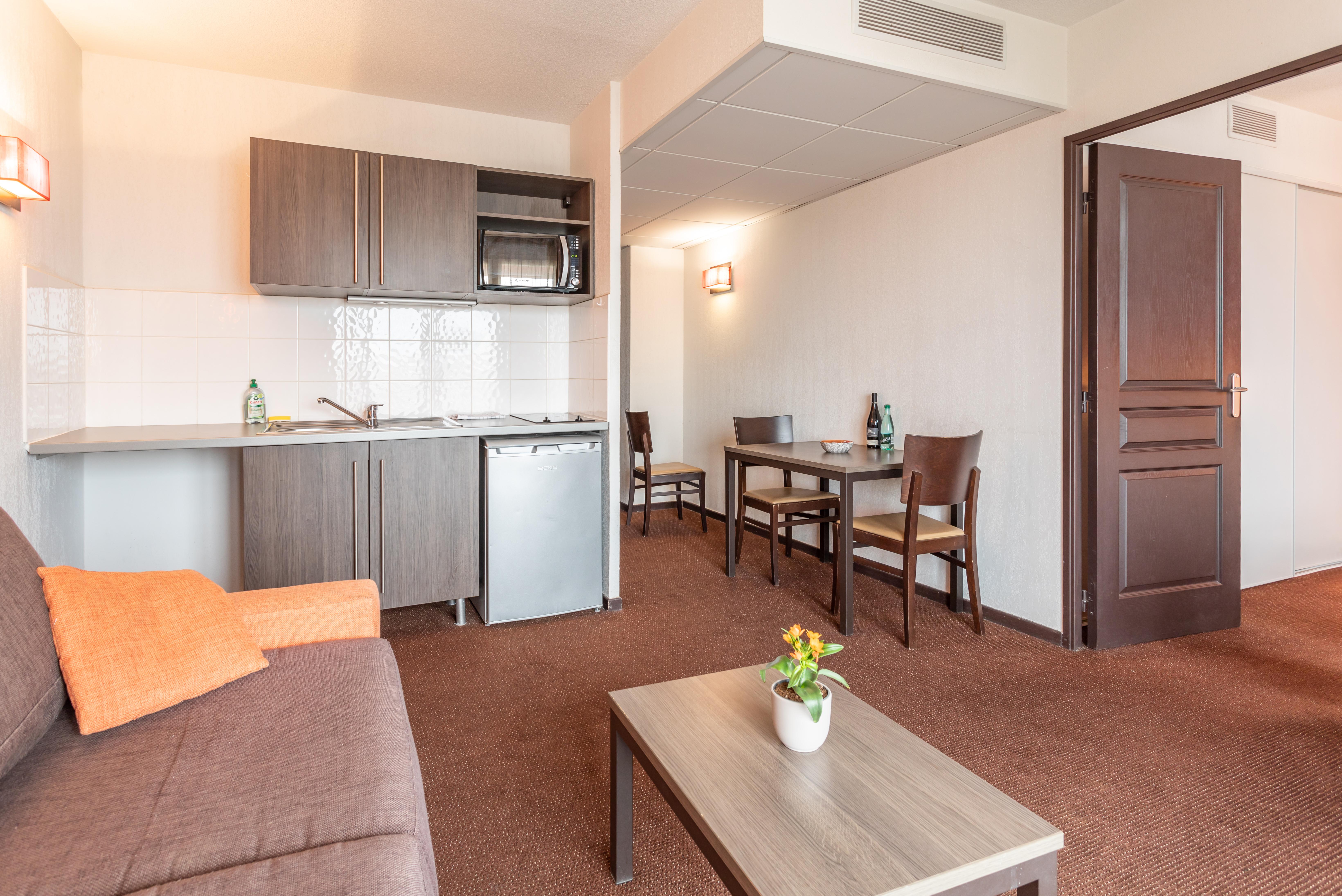 Comfort Aparthotel Nimes Centre Kültér fotó
