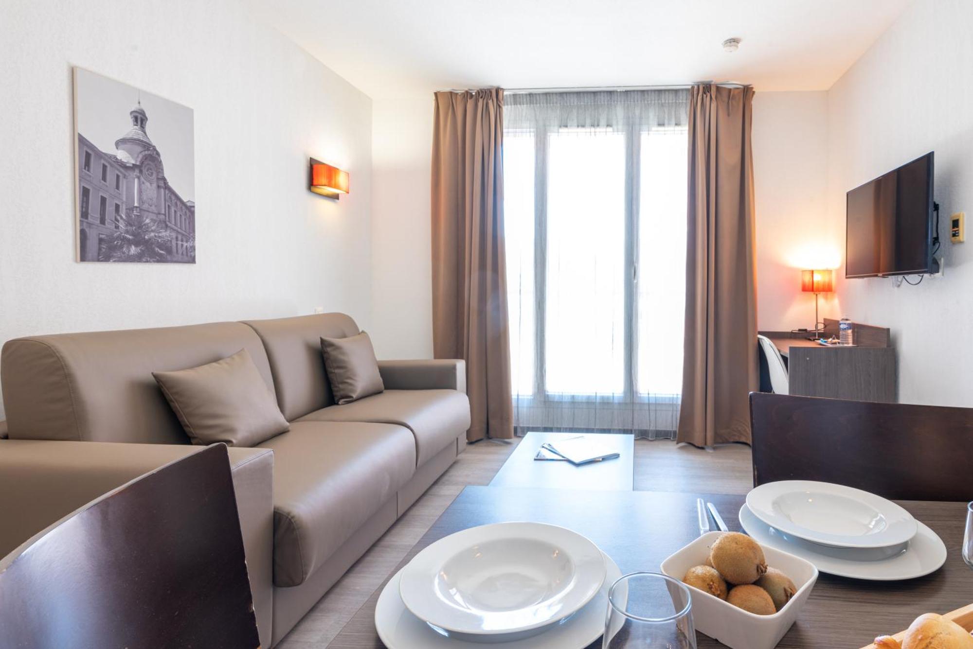 Comfort Aparthotel Nimes Centre Kültér fotó