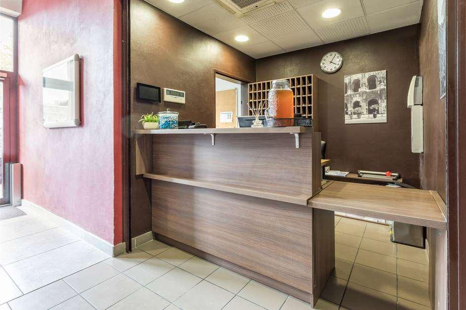 Comfort Aparthotel Nimes Centre Beltér fotó